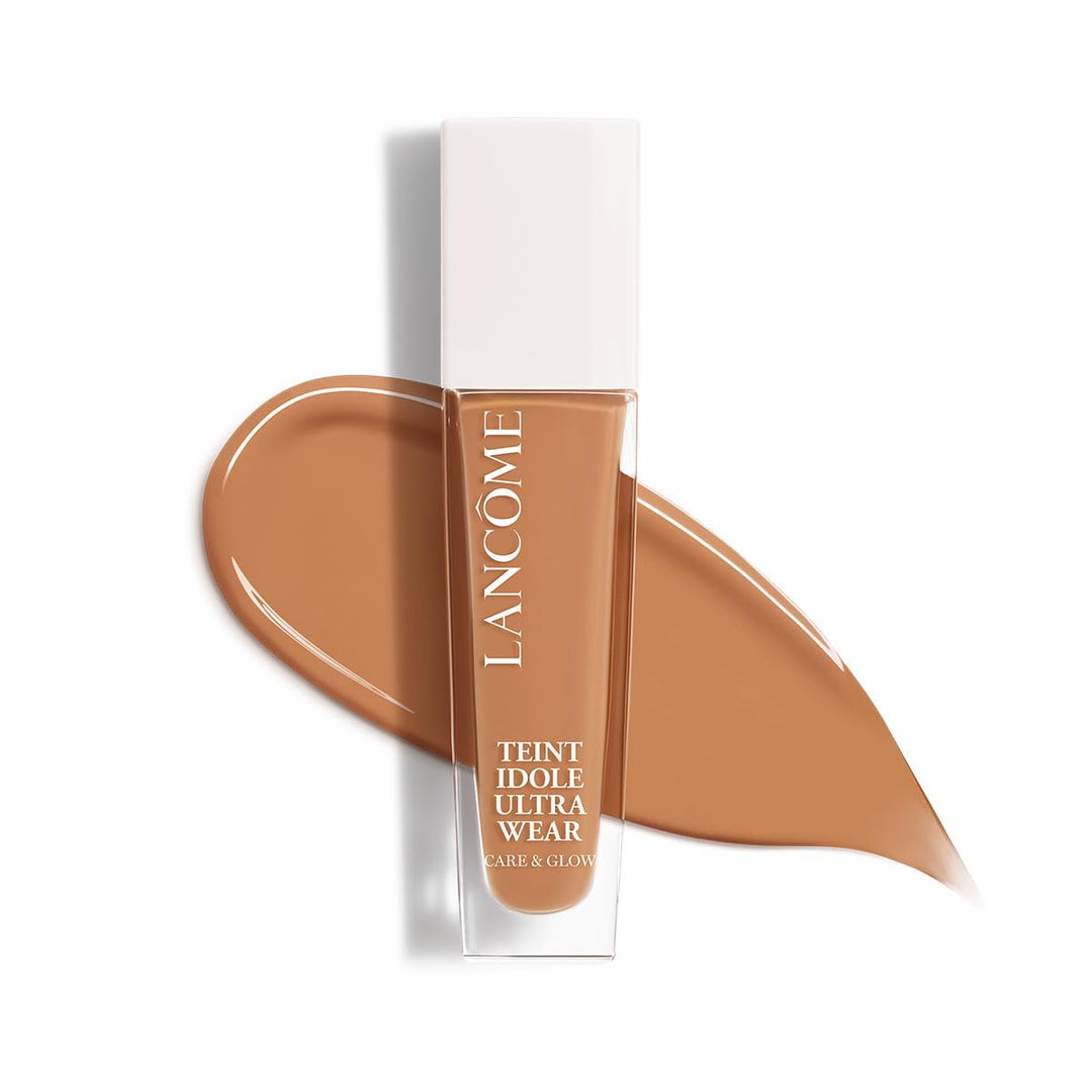 30 ml pump bottle of luminous liquid foundation, shade 450W, Unisex