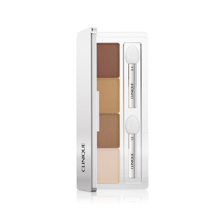 Slim compact quad eyeshadow in warm browns and beiges with two sponge applicators