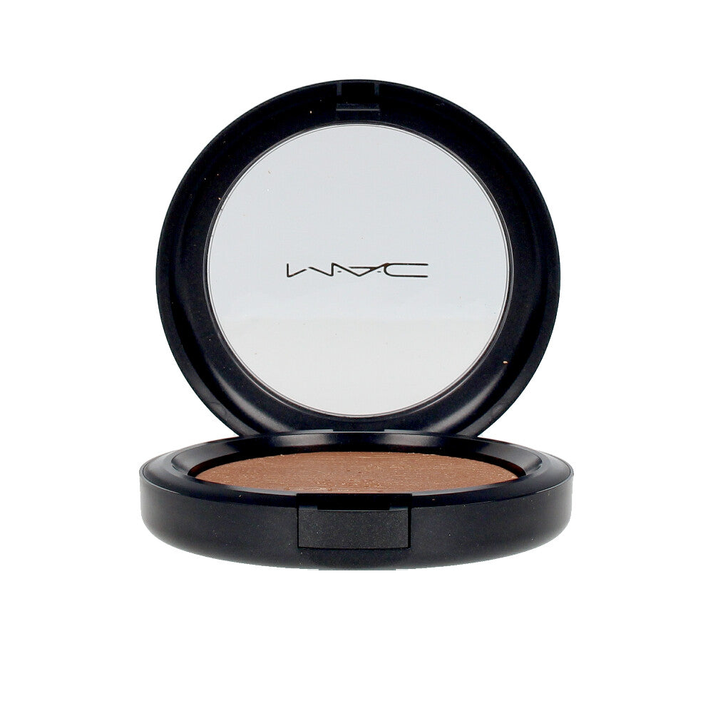 Metalised compact highlighter in Show Gold with prismatic shimmer, 9 g