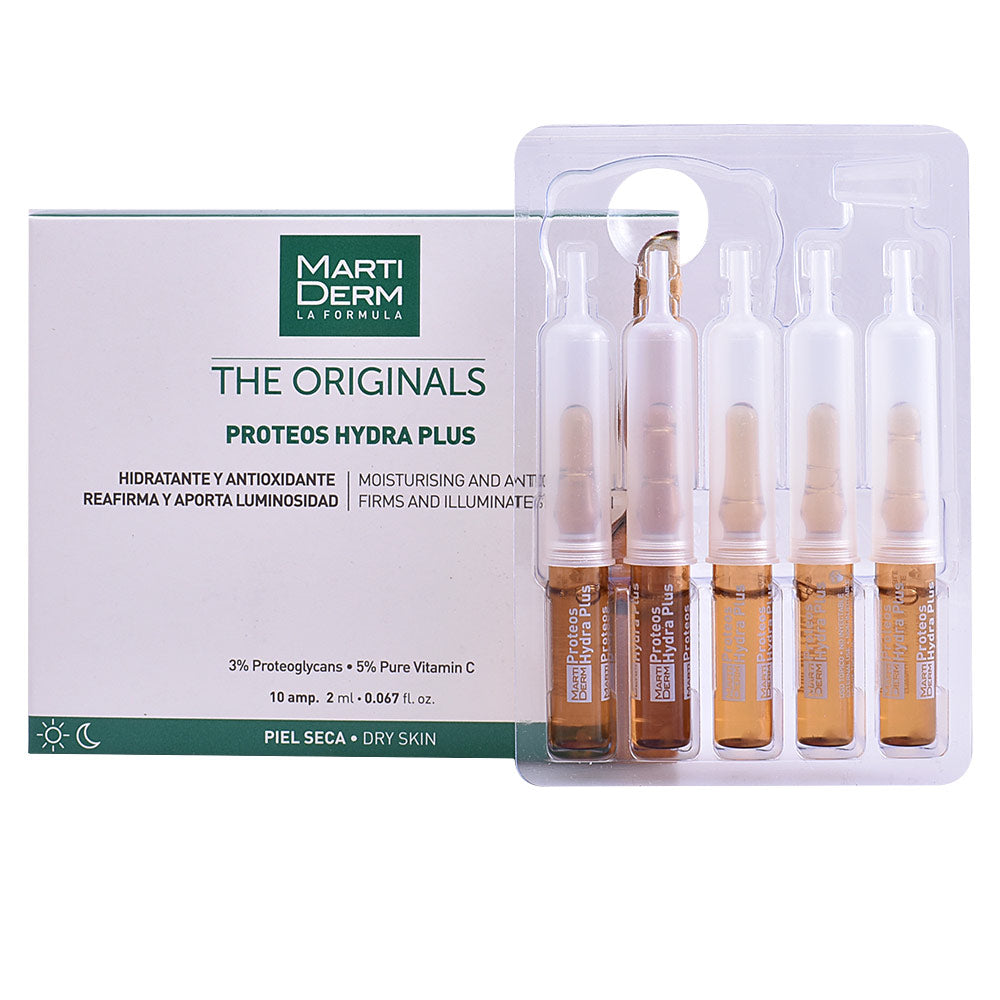 Small glass ampoule with clear serum, labelled proteoglycan and vitamin C, 2 ml