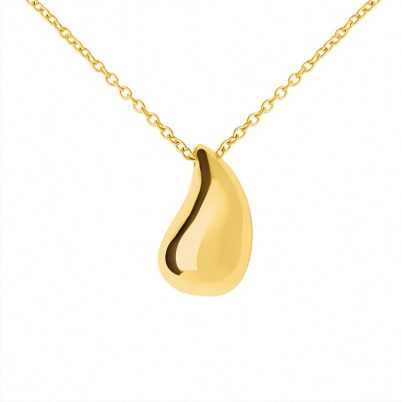Stroili Gold Pendant Necklace: necklace, fine chain and polished round pendant visible